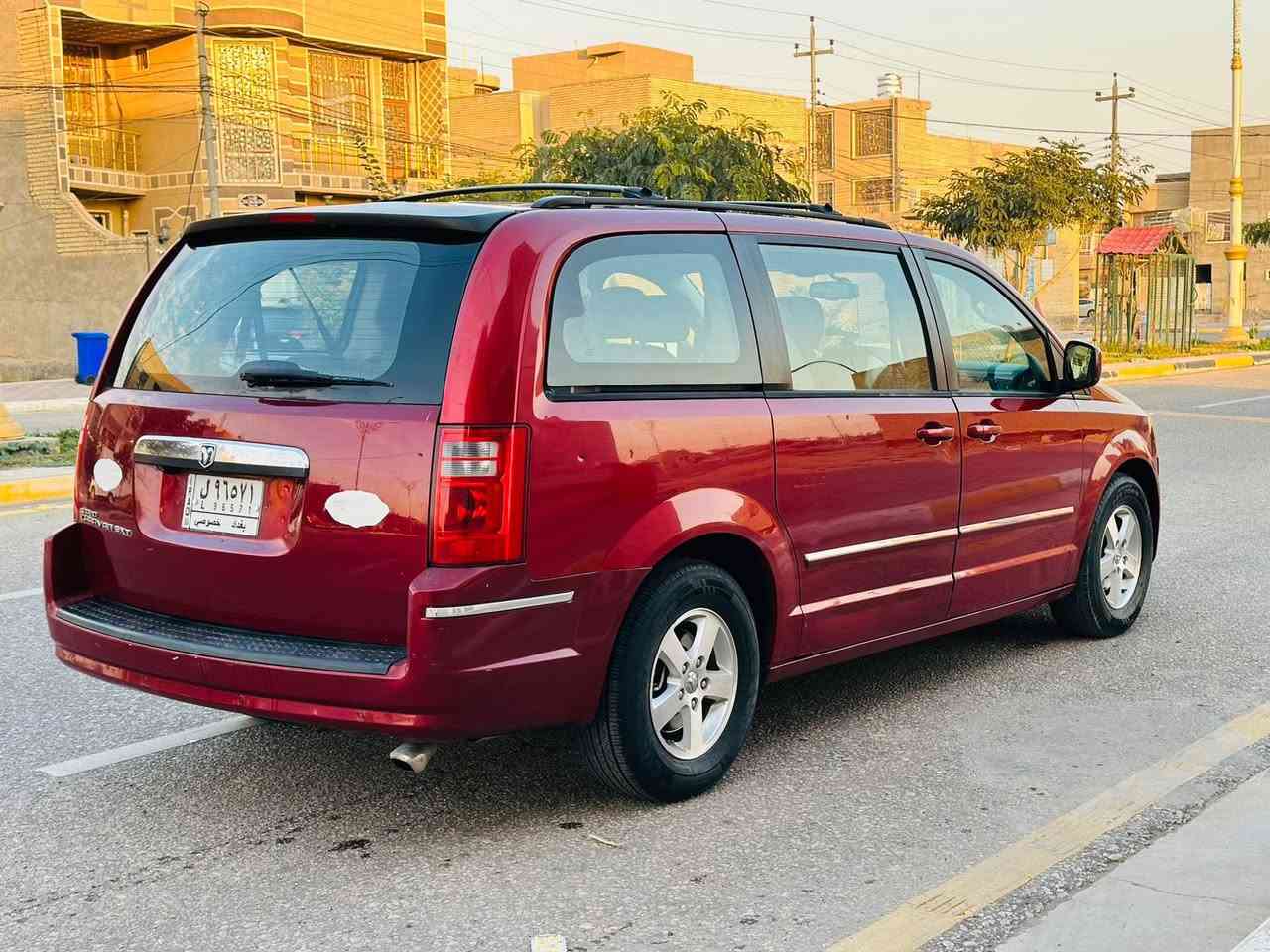 دوج كرفان موديل2008السعر 88للستفسار ***********سياره فول مواصفات بيبان كهربائي جام كهرباء جنطه كهرباء فرس بل قماره 3قطع تبريد 7راكب مكينه 6سلندر تتفئه بل كشنات الاماميه ول خلفيه سياره مكفوله من الضربه بيه رشات صبغ اثر جراد كفاله من الضربه ول تبديل
