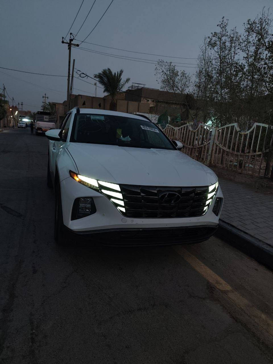 السلام عليكم
للبيع
لون ابيض (صدفي)
توسان موديل 2024  وارد امريكي بدون رقم
ماشية 34km الف
الضرر
بيديئار شبر بلبنيد وبيديئار شبر بجنطه
تبريد وراديترات ومروحه كلهن بلاديات
مواصفات Sel
مكينة 2500 تنفس طبيعي سمارت
بصمة تشغيل + تشغيل عن بعد + الابواب بصمة + رادار امامي - خلفي -جانبي -صندوك كهرباء
تبريد قطعتين + تحكمات استيرن وكروز سرعه _ شاشة - كامرا خلفية دواره
تدفئه كشنات -
تحديد مسار قيادة أليه
انظمة قيادة
اوتو هولد
. وباقي المواصفات معروفة . السيارة جاهزه وحلوه جديده
تبريد راديترات مروحه كلهن بوضع الشركة بلاديات
شواصي لغود مكفولة وشرط الفحص والسونا
الاتصال عالرقم او خاص
***********
سعرها 195 ورقة وبيهة مجال
العنوان -واسط كوت -حي الشهداء
