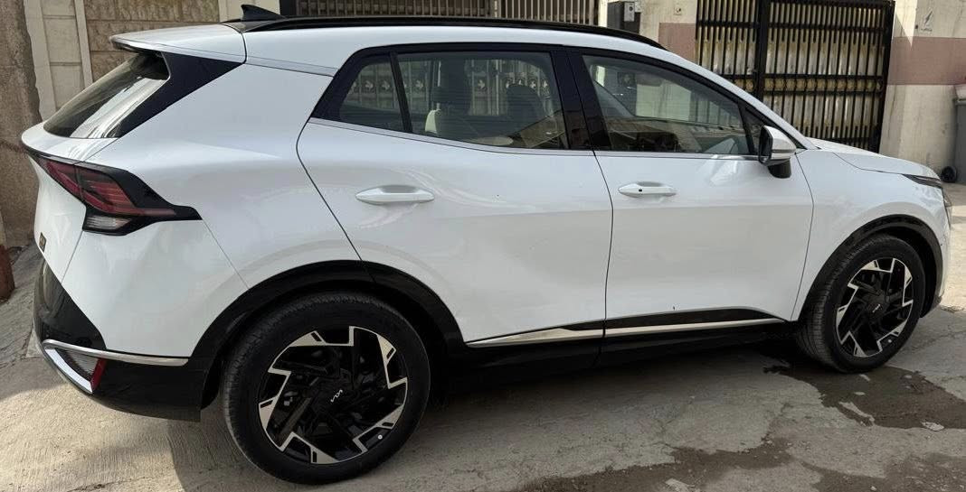 للبيع كيا سبورتج موديل 2024
خليجية

– المسافة المقطوعة: 32000 الف كيلو متر  

كفاله عامه السياره من البارد ومن الصبغ 

رقم بغداد بأسمي تحويل ثاني يوم

المواصفات:
- بانوراما 

– بصمة تشغيل

– بصمة ابواب

– شفتات ستيرن

– إشارات بالمرايا

– حساسات أمامية خلفي

– مرايا كهربائية 

– ويل 19

– جنطة كهرباء

–كشنات كهرباء

– تدفئة كشنات

–تبريد قطعتين

– إضاءات LED أمامية وخلفية
مكان السياره  بغداد 
رقم بغداد 

للاستفسار: ***********
