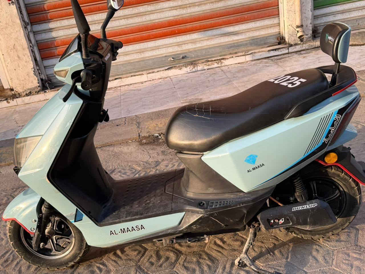 سلام عليكم دراجه للبيع الاستفسار عل هاذا رقم ***********
