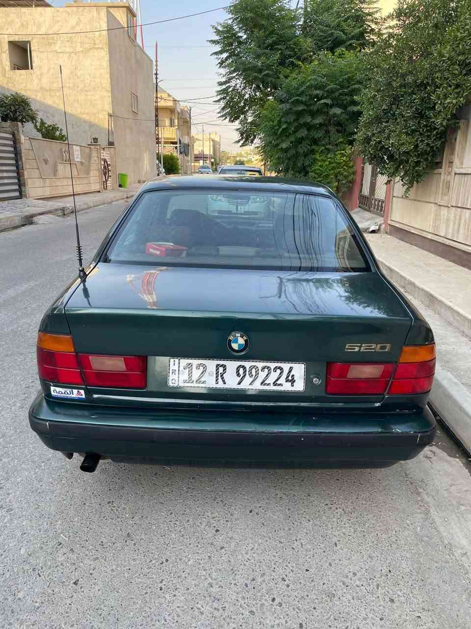 سلام عليكم
Bmw 520 كير عادي 
مديل 1991 سياره كامله من ناحيه محرك وكير وصدر امامي خلفي داخلها نضيف تبريد ثلج طخم تاير جديد سياره ما ناقصها اي شي صبغ عام جماليه بدون ضربه رقم جديد سنويه باسمي سعرها 55 وبيها مجال قليل 
رقم ‏‪***********‬‏
واتس ***********
