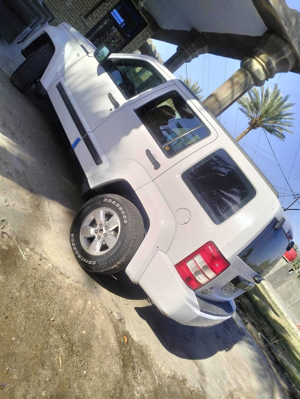 السلام عليكم للبيع.جيب لبرتي 2012 السياره كلش نضيفه واحلا من الصور   كامله عل اخر حبايه الف متصرف عليها حادثها  بصيط وصور السونار بلمنشو *********** السعر 105وبيها مجال
