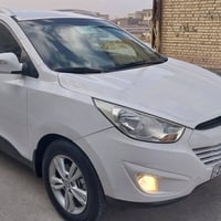 توسان ٢٠١٣ • محرك ٢٠٠٠ • كامره خلفيه