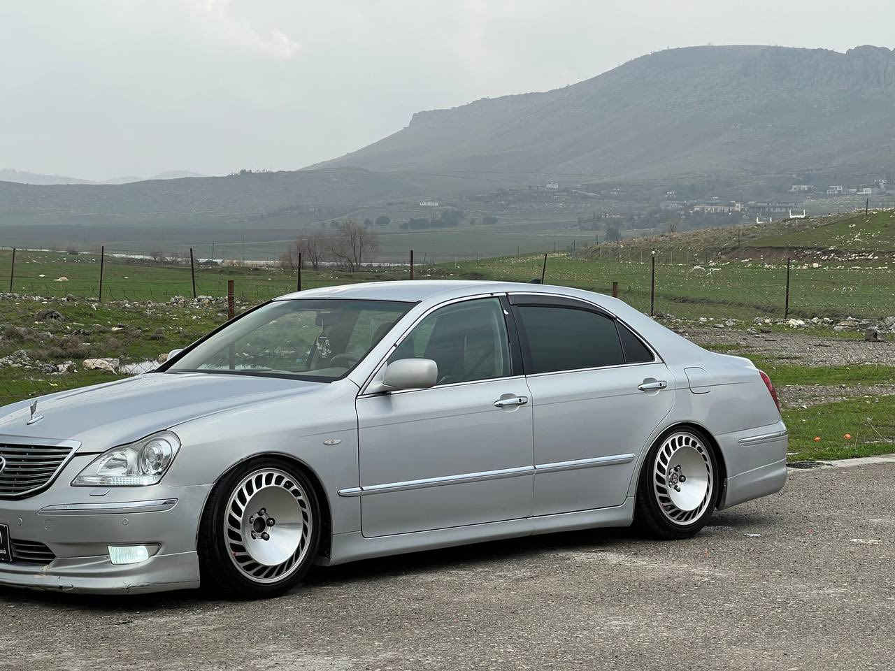 ماجیستا بۆ فڕۆشتن .  2005فوول بەس کوشن جڵد و سڵایت نیە 5دووگمە  سەیارەکە بڕاوەیە بێ بۆیاخ دینار مەسروفی نیە دەبڵەکانی حورە بە دڵی خۆت بەرزو نزمی پێبکەت تابڵێی سەیارەیەکی جوانە ماشاڵلە  نەرخی 47گەڵاو  مەعامەلە 4گەڵای absپیش مەعامەلە بگەڕنەوە


**إذا كنت صاحب هذا الإعلان وتريد حذفه لأي سبب، رجاءا أرسل رسالة إلى الدعم الفني**