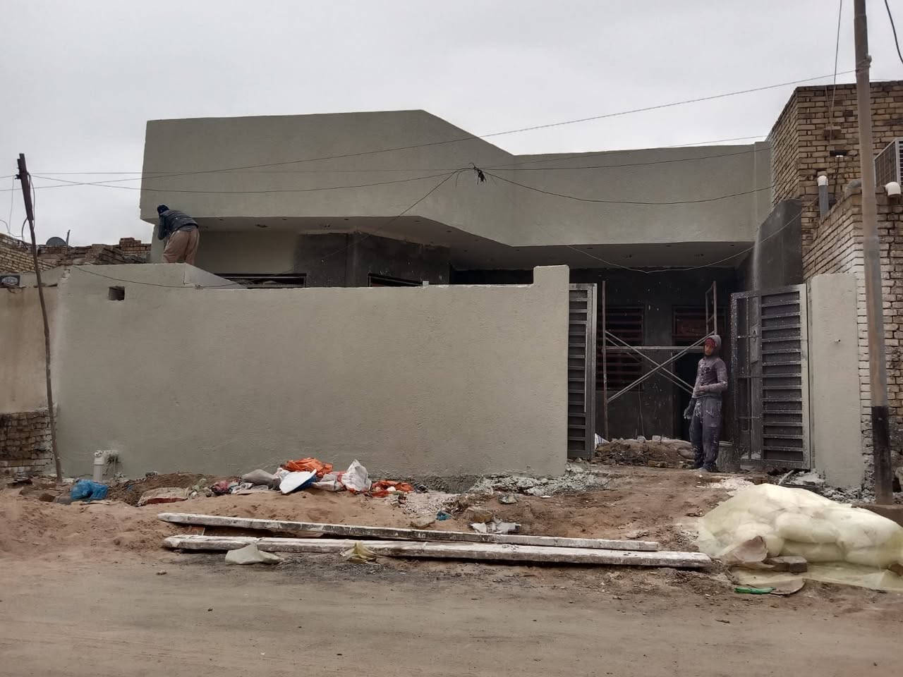 كادر من السماوه متفرغين لبخ وبورك درجه اولى المتر 5ونص
***********
