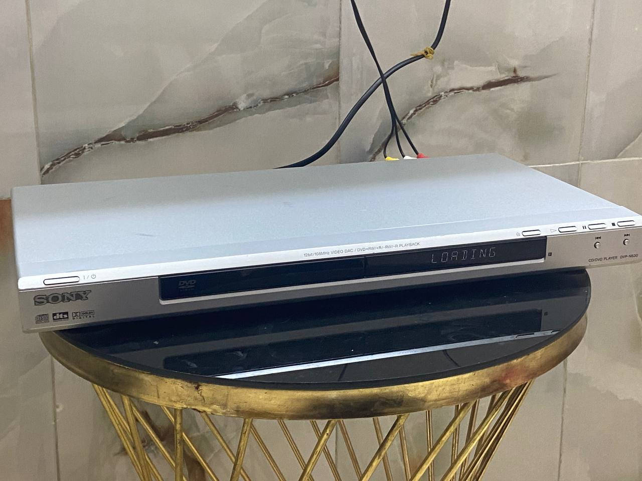 Dvd SONY
السعر : ١٠،٠٠٠ دينار . 
شغال بدون مشاكل . 
بدون رمونت . 
متوفر توصيل .


**إذا كنت صاحب هذا الإعلان وتريد حذفه لأي سبب، رجاءا أرسل رسالة إلى الدعم الفني**