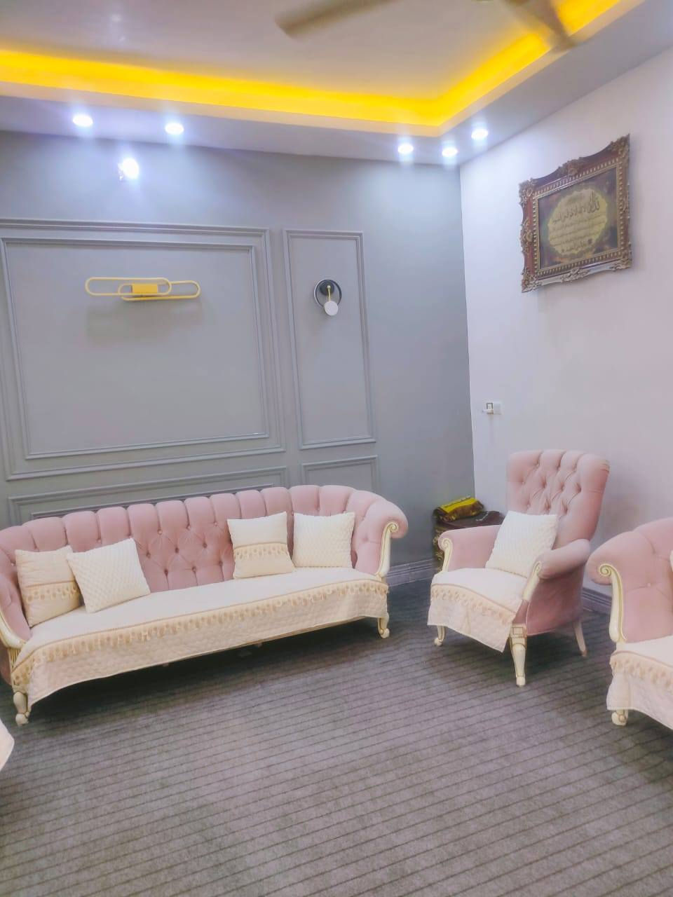 للبيع بيت 120متر ركن حي النداء بمجمع بيتي2 غرف نوم صاله استقبال حمامات صب كونكريت  بناء هندسي سعر 85==***********
