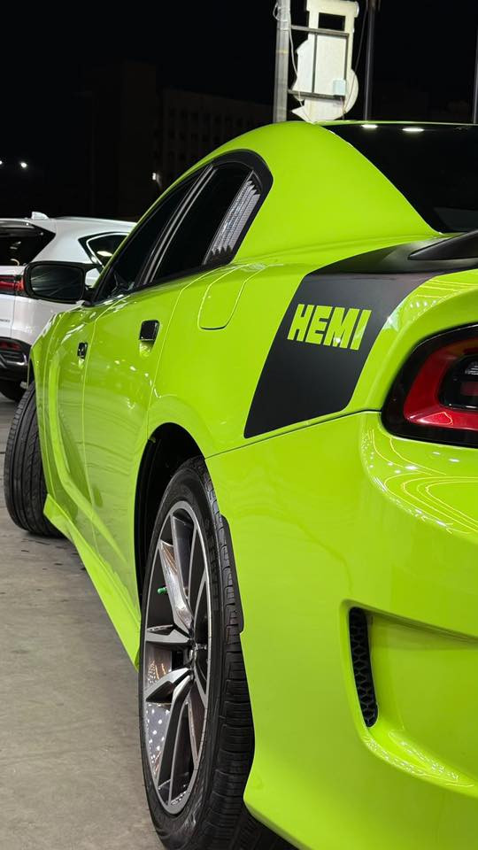 دوج جارجر 2023   R/T‏ نداء الأخير
المحرك : 5.7L V8
الحالة :  جاملغ صبغ بدون دواخل

العداد :21 الف ميل
فول عدا الجلد والفتحه 
مواصفات : Rt
سوبر تراك باك
رادار امامي
 تحديد مسار 
كشن كهرباء 
شفتات ستيرن
شاشه كبير 
حساسات وكاميرا
مرقم بصره باسمي تحويل ثاني يوم 
باي موقع يعجبك بغداد او خارج بغداد 
مكان السياره بغداد
السياره مصروف عليها هواي 
بيها شوته رياضي شديت الها وفلتر تبريد واويل كاج كان بس ذن ب  مليون و 600 الف اخذتهن
غرفه روز رايز زراعه مو تلزيك 
السياره مغلفه ppf سعره 1100 دولار 💲 
السياره راح تجي و تشوفها نظافتها 100 ‎%‎ 
السعر 315 ورقه
رجاءً الي يشوف السعر غالي عليه لا يعلق
مكاني بغداد 
*********** حسن العگيلي
