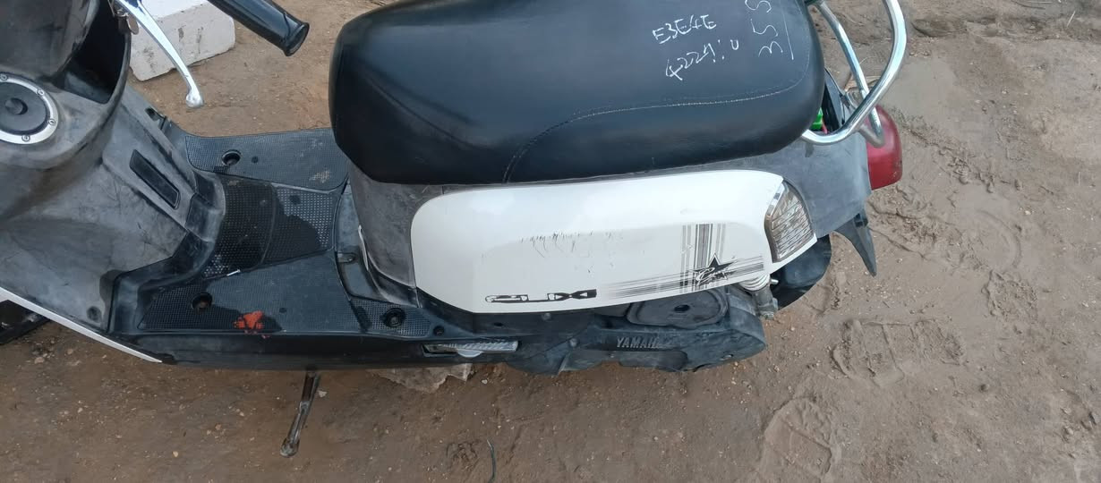 السلام عليكم. 
دراجه للبيع بوليسي 2010نوزل دراجه صالها 6اشهر من طالعه من المعرض وصل موجود دراجه بلاديه كفرات ختم واحد ويه الشاصي مكينه ماممدود عليها سبانه شلعه تخبل 
سعرها 750الف اوبيها مجال بصيط تجي جيب فيتر وياك وفحص 
مكاني كربلاء حي لامامين 
هاذ رقم***********بي وتساب
