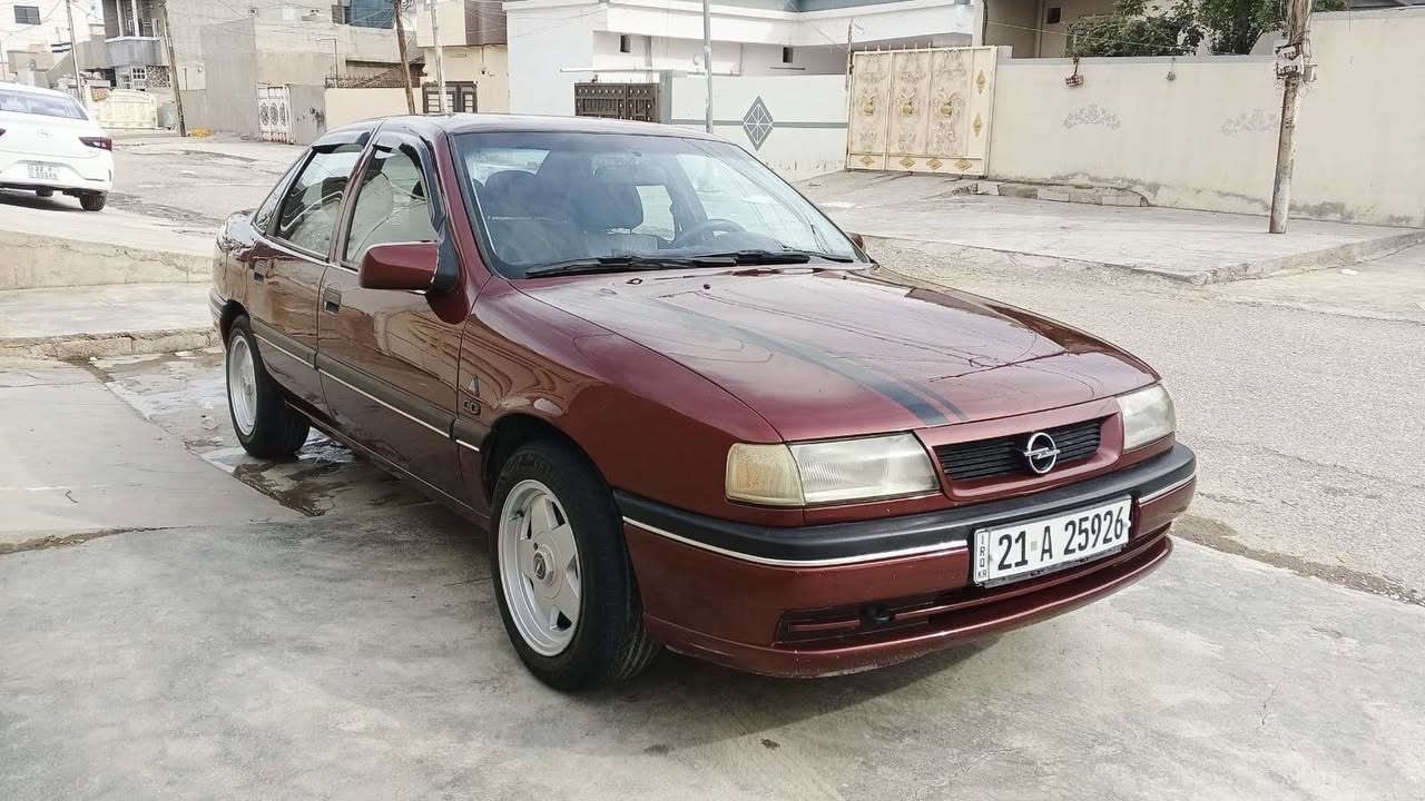 سلام عليكم أوبل فكتره للبيع سياره موديل 1994 كير اوتماتيك مكفول من كول شي سياره صبح عام له جمالية رقم جديد سنويه جديد سياره مشالله عل وضع شركه باقي سعر 53 بيه مجال قليل. الي شراي يخابر  رقم موبايل *********** مكان سياره كركوك ✅
