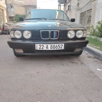 شباب من رخصت صاحب الكروب  بي ام مديل 91 حجي 525سياره جاهز من كلشي نقص ...
