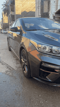 كيا فورتي موديل 2020  GT line
مواصفات معروفه 
فول مواصفات. 
ماشيه. 63 
رقم اربيل. جديد. سنويه بسمي جديده 
تحويل مباشر 

صور الحادث. مرفقه 
حادثه بابين فقط.

مكينة 2000 دوش. 
كير  Atm 
تخم تاير
سيرفس كامل 
لسياره احله من لصور 

مكان لسياره بغداد  السيديه 

الشراي يتصل 
***********

السعر…. 140 ورقة
