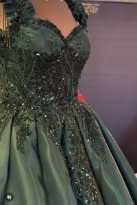 بدلات زفاف • بدلات مهر وحنة • توصيل لجميع المحافظات