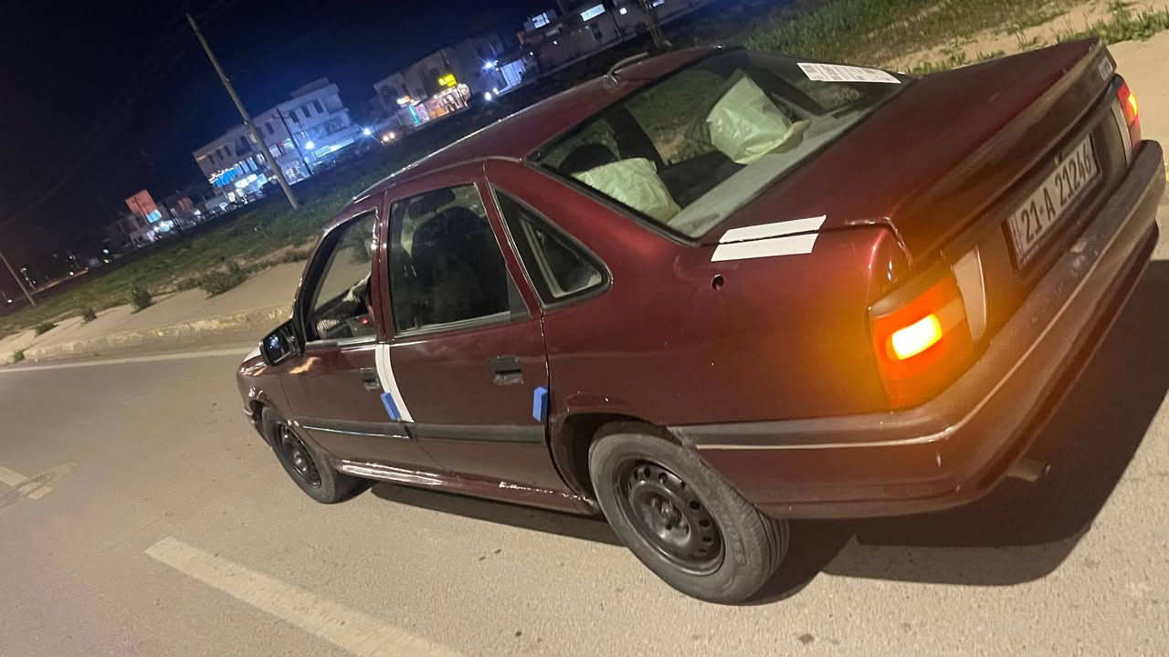 أوبل فكترا رقم سليمانية موديل ٩٠ سيارة جاهزة
تخم تاير جديد كير محرك نظيف شرط تحويل والوكالة رقم اجنبي
سنوية ساقطة صارلها ٣ أشهر
بطاقة بانزين مابيها بعد مامقدمين
السعر ٣٨ وبيها مجال بسيط 
مكلف بالنشر للاستفسار الاتصال على
***********
***********
