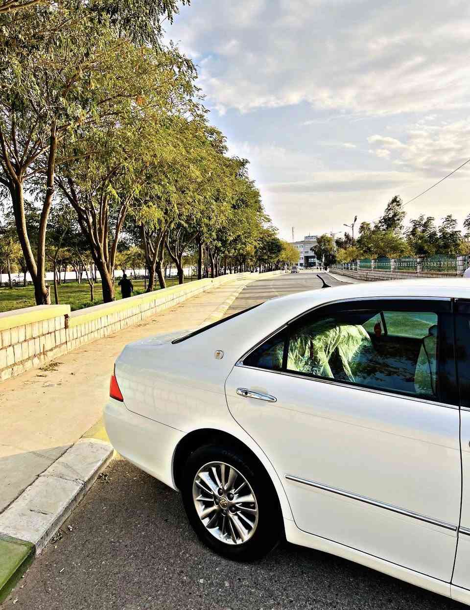 مووس مووس مووس
2007گەورە بە بچووک
بی بۆیاخ رەسمی سۆنەرەکەم داناوە 
بی زەربە و لی دران و هیچ شتیک
بەشەرتی هەموو شتیک ئەت دەمی 
73وەرەقە
***********رەقەم تیلفون
فایبەر***********
