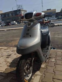 دراجه بطه كل نقص مابيه السعر 250 07839215881