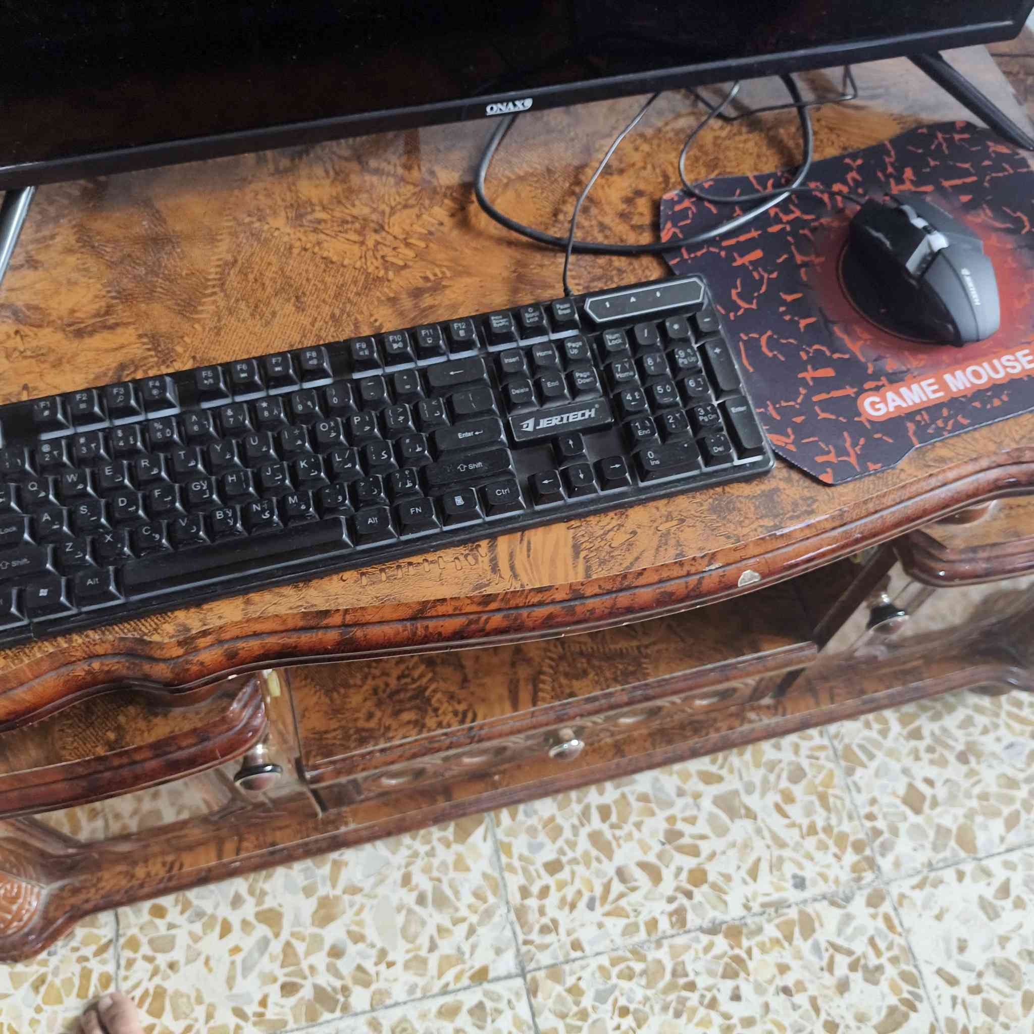 السلام عليكم هاي تجميعة كارت rx580 8G
هارد ssd 256
وهارد hdd 1 تيرا
بور سبلاي 550 
معالج اكزيون 
اخوان اني جبتها على اساسا العب بيها نزلت بيها 3 لاعبات بس اجت جامعة ومحتاج فلوس علمود قسط لان مسائي وياها كت كامل ماوس وكيبورد وباد ماوس وسماعة 
نضامها وندوز 11 محمل عليها لعبت تايتن فيل 2، مودل اوف اونر ،وباتل فيلد باد كومبني
للمعلومية اني اغلب استعماله عليها جان تصفح مو العاب


**إذا كنت صاحب هذا الإعلان وتريد حذفه لأي سبب، رجاءا أرسل رسالة إلى الدعم الفني**