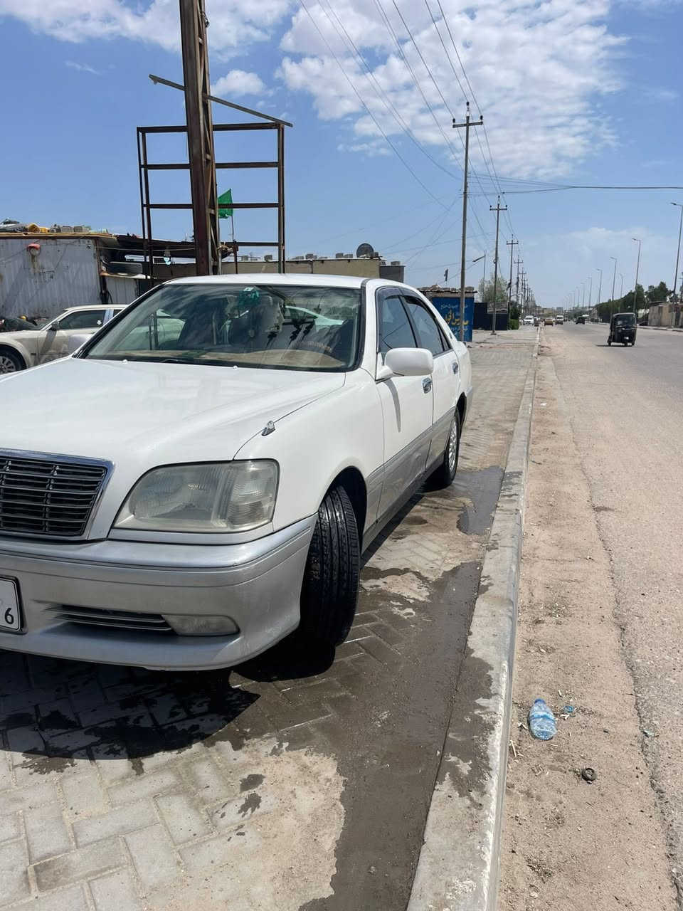 إسلام عليكم ملكه كصتين جديده ستيرن وكشنات كهربائي محرك دي 4 الجبير دكمتين سياره عارضهه ب 30 وبيهه مجال 
*********** وتساب
