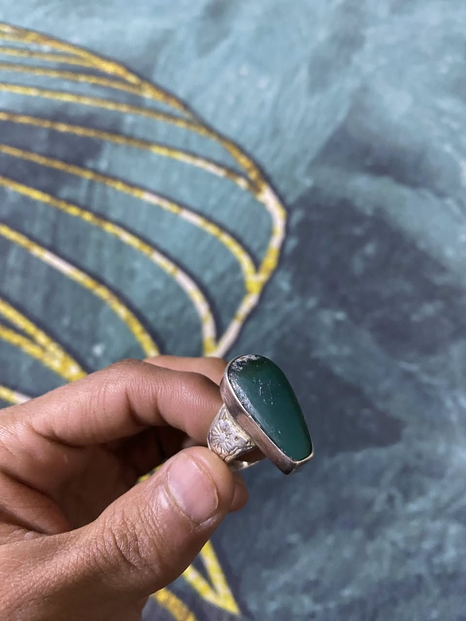 السلام عليكم ابيع شلع مع الحجر *********** موجود ماسنجر و واتس اب
