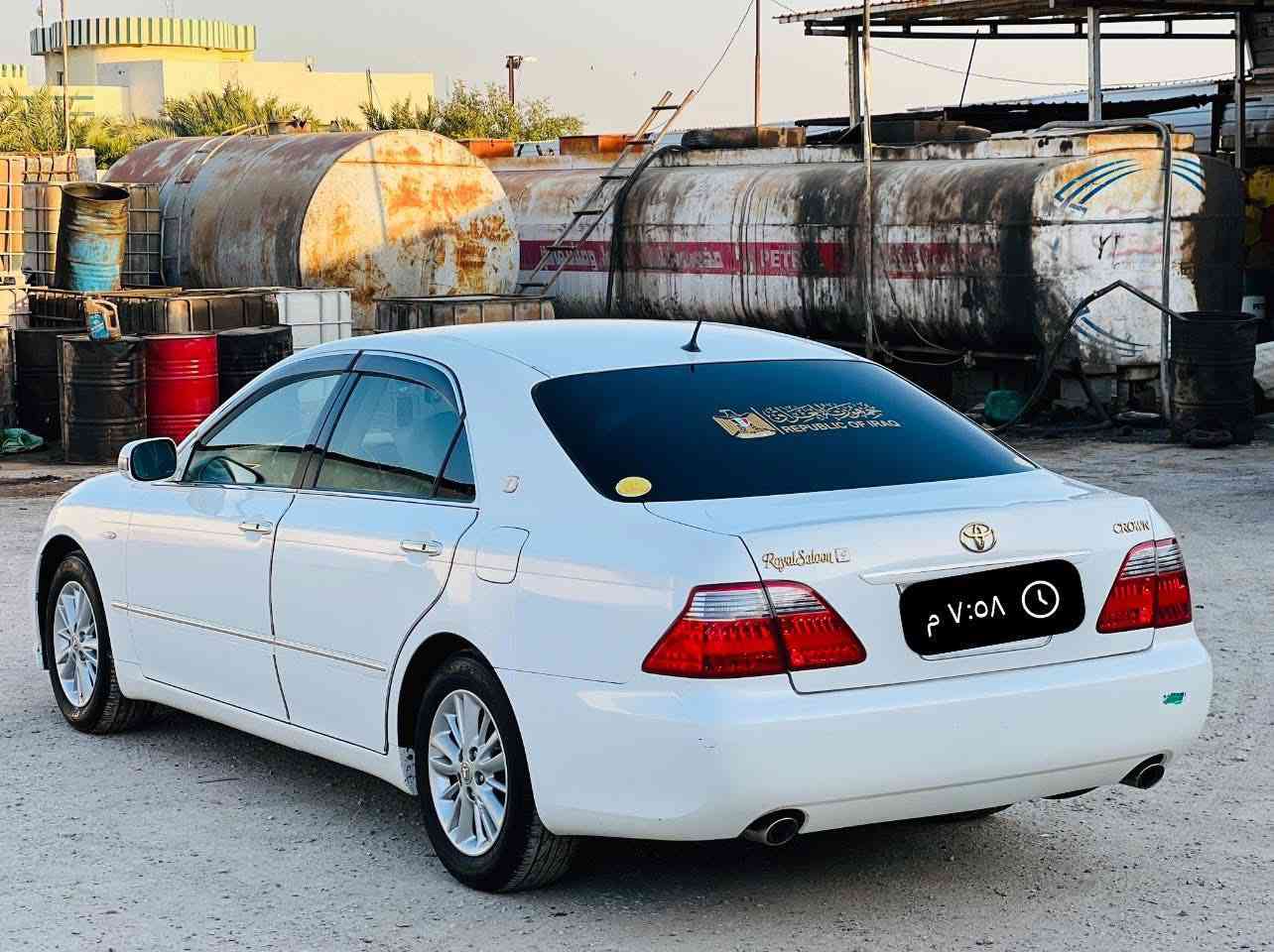 السلام عليكم شاهينه كص قماره فقط
 مزاد رقم بصره كفاله عامه سياره جديده على وضع الشركه  ٢٠٠٦كرستال اصل بصمه  داخل جلد جوزي برده خلفيه حساسات امامي خلفي كامره خلفيه كراسي كهربائيه لايت دوار سياره جديده معنى الكلمه

السياره ‏ذي قار 
***********
