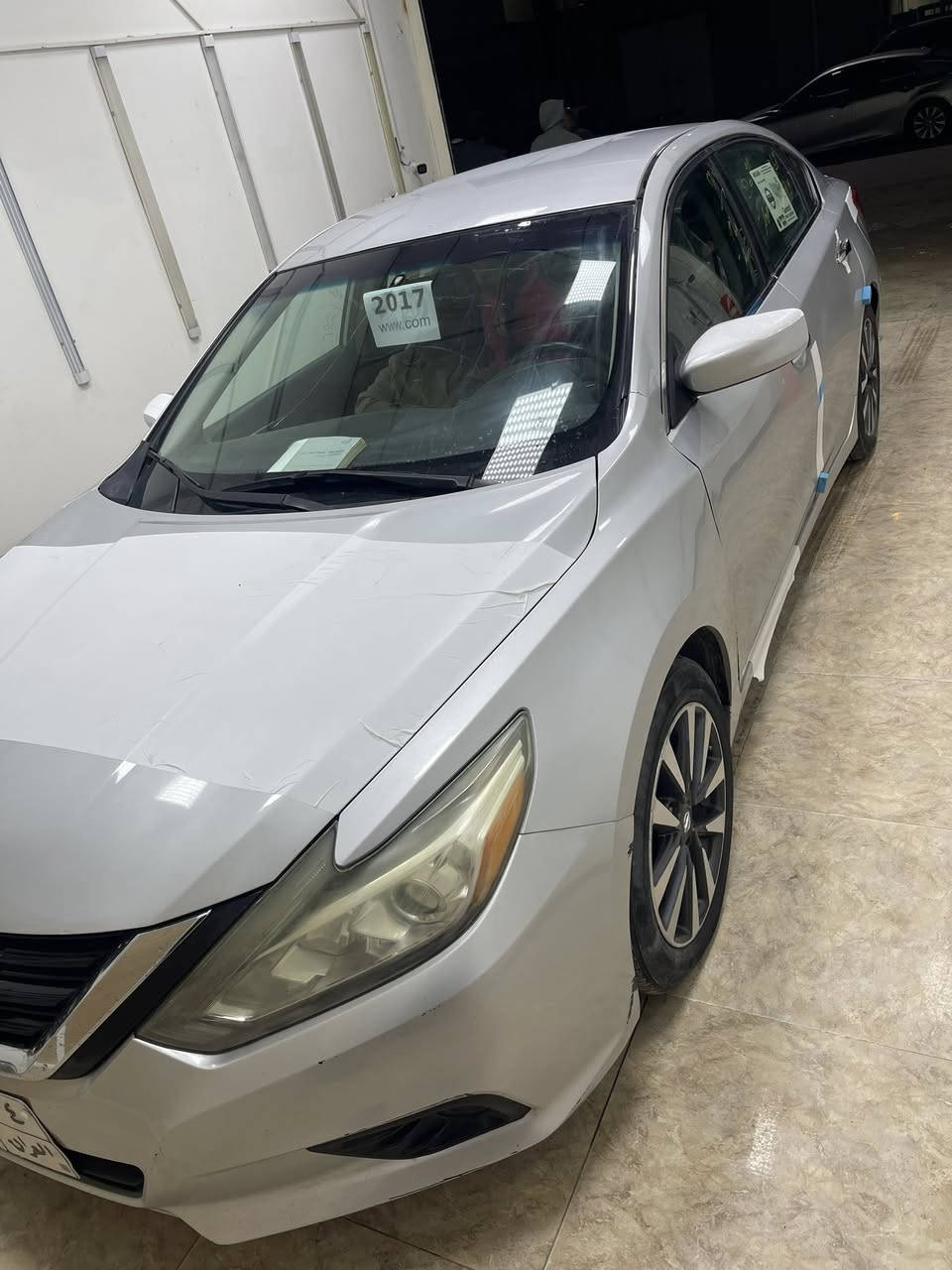 السلام عليكم
للبيع او مراوس حسب القناعة 

نيسان التيما 2017 SV كير ومكينة بشرط 

سيارة نضيفة مابيها اي نقص 

بيه قطعتين ونص بدون اي دواخل 

صدر تبريد تدفئة كهربائيات بشرط 

رقم اربيل شرط التحويل 

السعر 138$ وبيه مجال للشراي 

***********
