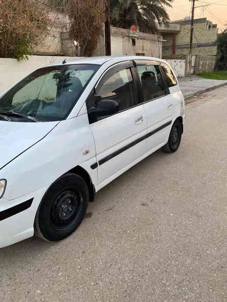 سيارة هونداي موديل٢٠٠٢ جدا نضيفة ابيض تخم تاير تبريد شغال تحويل مباشر جاهزة من كولشي السعر ٦٠ ورقة مجال بسيط ***********مكلف بالنشر
