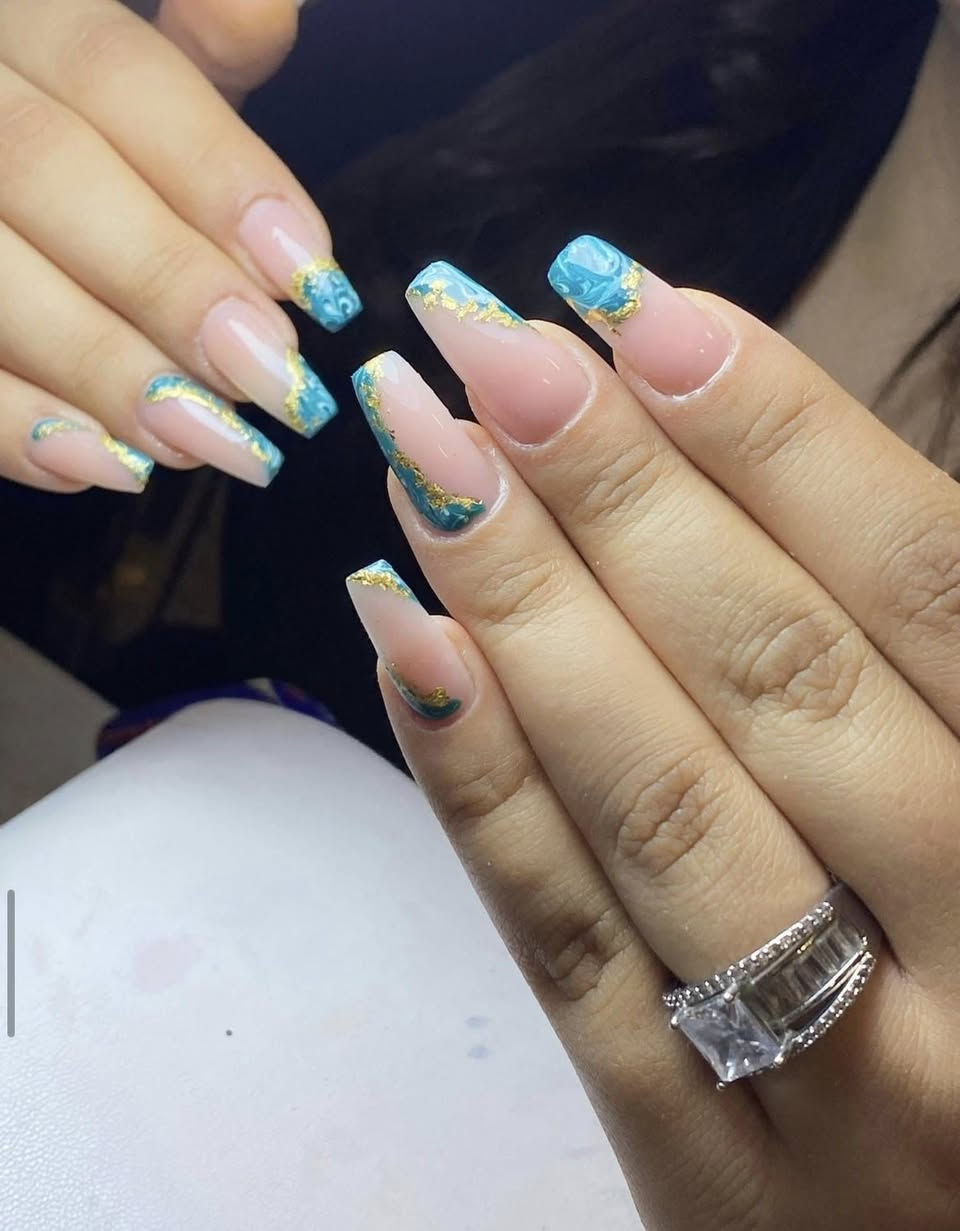 مازلنا متواصلين بعروض عيد الفطرالمبارك 

ننتظركم بكل حب 🥰 
للتواصل. والاستفسار ☎️*********** او***********
العنوان : زعفرانیه اربع شوارع فوک لحم بعجین الزیتونه
