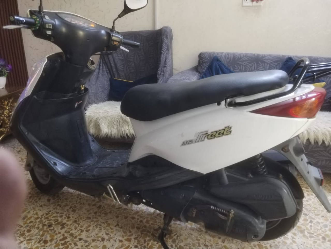 بريز لايت عالي حديث كله شغاله اي نقص مابيه نضافه فول دراجة جديدة لوك السعر 700 بغداد المشتل ***********
