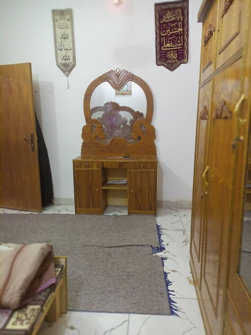 غرفه للبيع ***********
