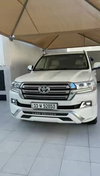 لاندكروز • ٢٠١٨ • ١٤٢ الف