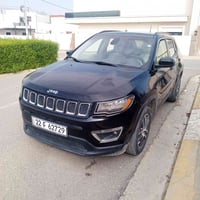 jeep compass latitude.2019 .بیها قطعتین جاملخ .07504784730و بونیت براش...