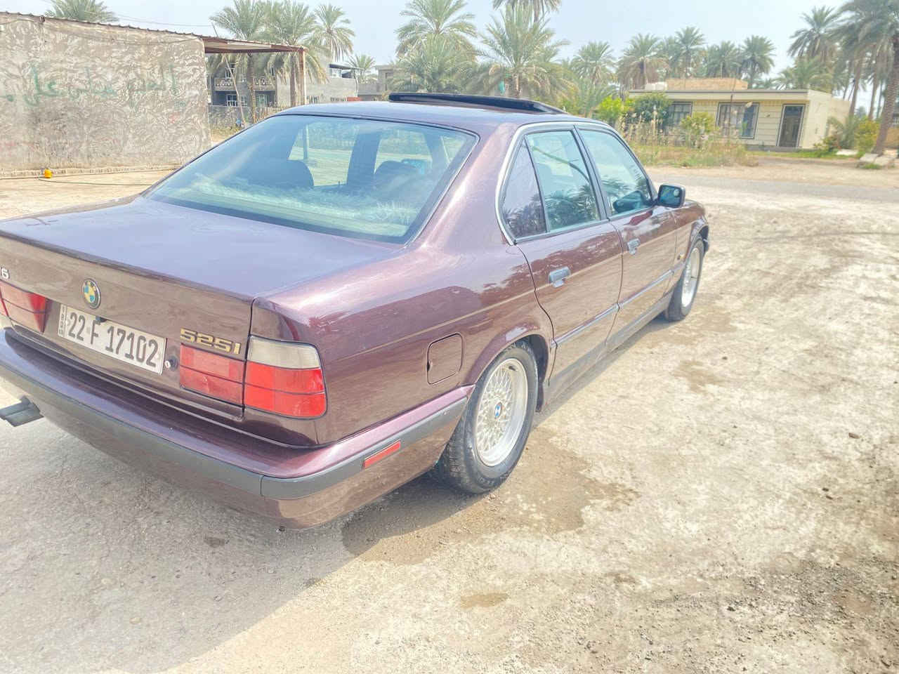 سلام عليكم 525 للبيع موديل 93
رقم سليمانيه تحويل وكاله بشرط 

بجم عريض 

غرفه جديدة 

كير محرك خير من الله 

حداديه نضيفه 

كير جديد 

تبريد شغال ثلج 

سلايت شغال طكتين 

تقفيل جام وسنتر عل رمونت 

تخم تاير 

كهربيات جاهزه 

مكان بابل الكفل السعر 58 وبي مجال 

*********** للستفسار
