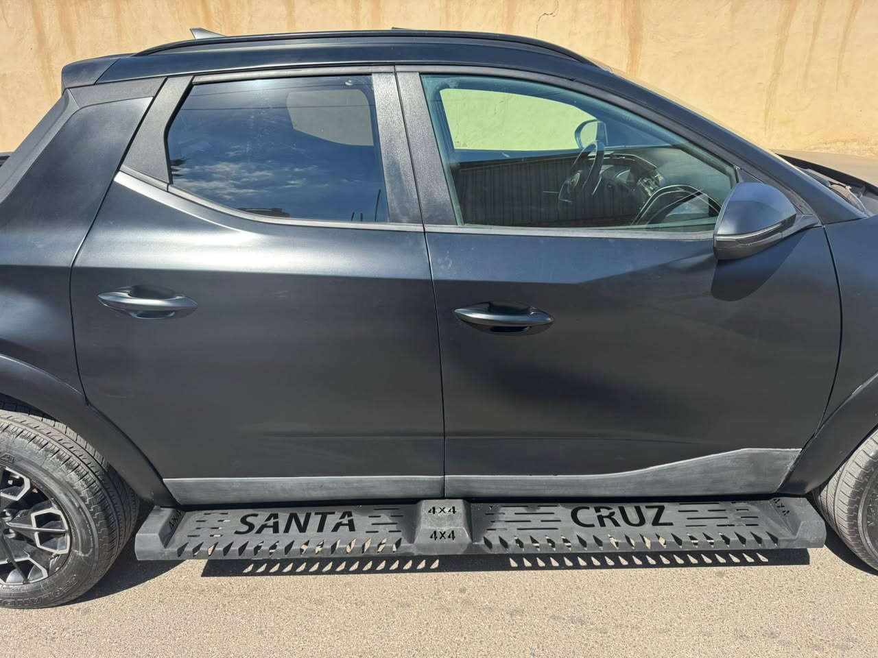 سانتا كروس 2022
للبيع او المرواس
دفع رباعي Awd
كير اتماتكي و غيرات من الاستيرن شاشه كار بلي اصليه معربه
محرك 4 سلندر بشكل قياسي سعة 2.5 لتر و محرك تربو
مواصفات السياره SEL premium
ضربتها جاملغ امامي و بنيد بارد
وضربه بلقماره بدون ايرباك
السياه مصبوغه عام اسود مات
محدثه توكسان 2023
رقم سليمانيه تحويل ثاني يوم
180 ورقه


**إذا كنت صاحب هذا الإعلان وتريد حذفه لأي سبب، رجاءا أرسل رسالة إلى الدعم الفني**