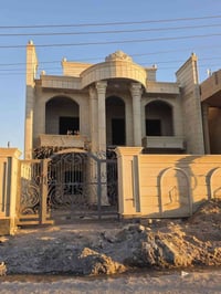 القادسية-حي الضباط • ٣٠٠م • ٥ غرف