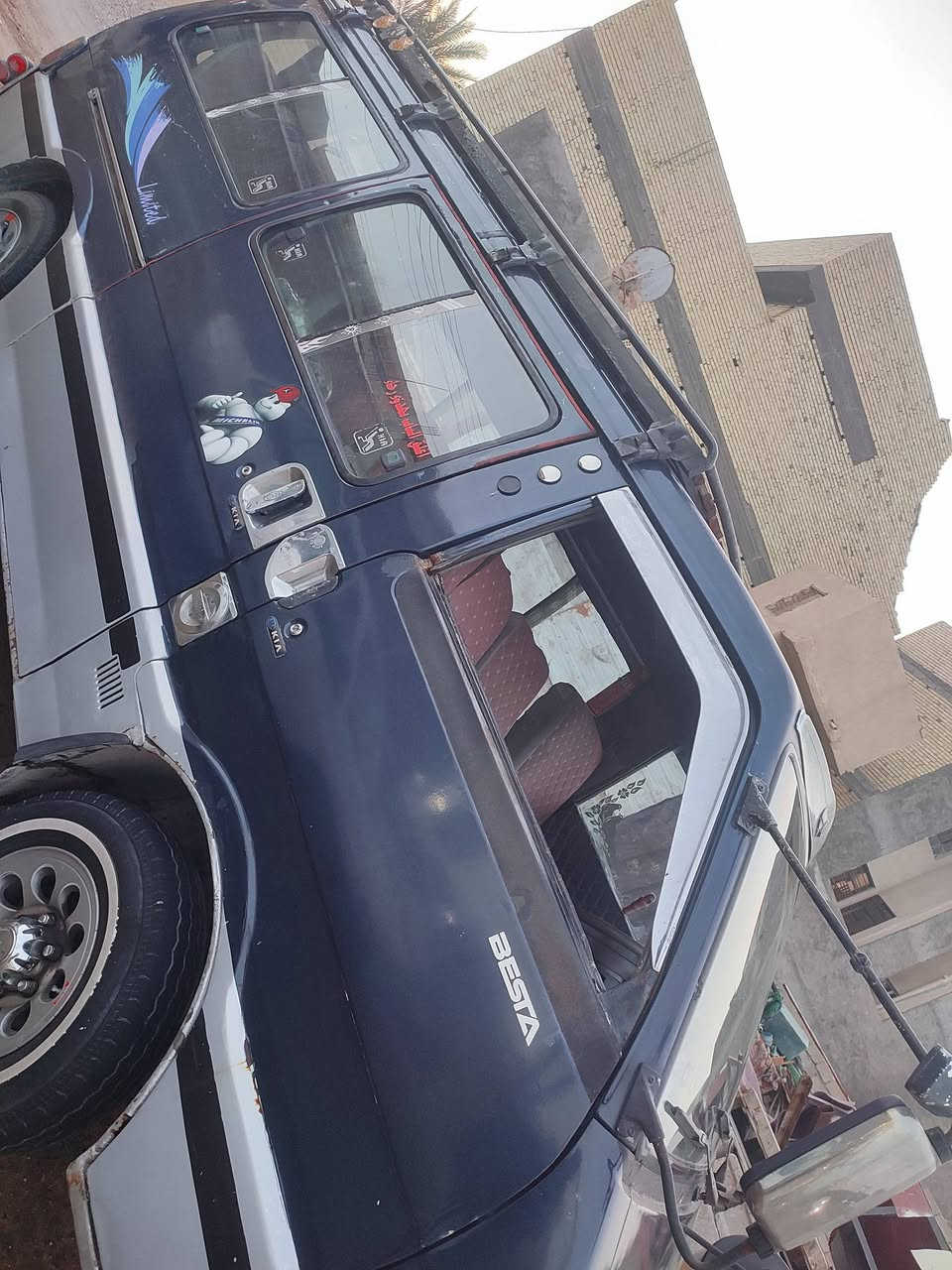 السلام عليكم كيا بستا موديل 93 رقم بغداد سنويه بسمي ل28  جاهزه خط وبحث وباج حي العامل السياره ماتعبانه ومثل ماموضح بالصور السعر 40 وبيه مجال قليل المكان كربلاء ***********
