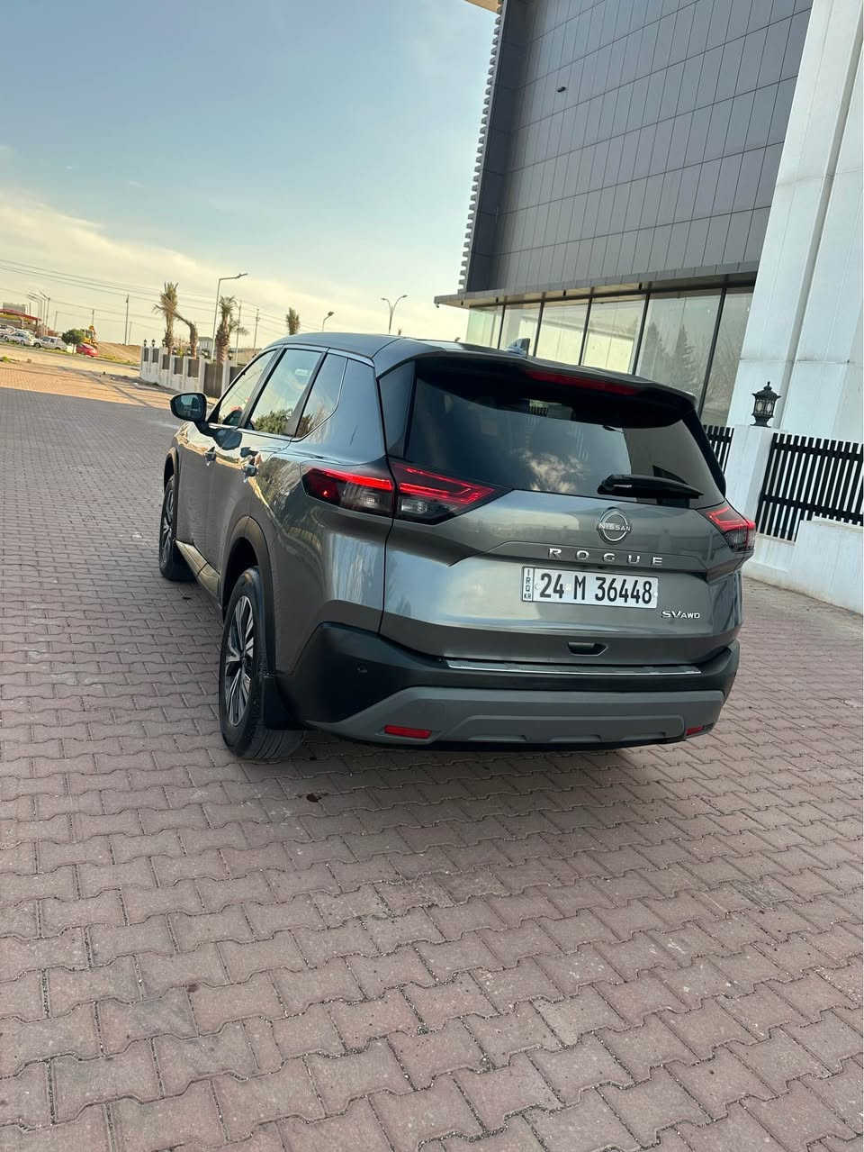 نيسان روج ٢٠٢٣ sv
سعر ١٣٤
تيل ***********
سيارة سي بارجه و نيوسبوخه بي زورئ زور خاوينه
مواصفات sv بسمه و بريك بسمه و شخال شاشه  كوشنات كهرباي ويل كب لايتات ليتو زينون 
سيارة دبل اكسل رقمو شتي نويه ٣٢ هزار رويشتوه
سعر ١٣٤
تيل *********** عنوان اكرئ اكر, نينوى
