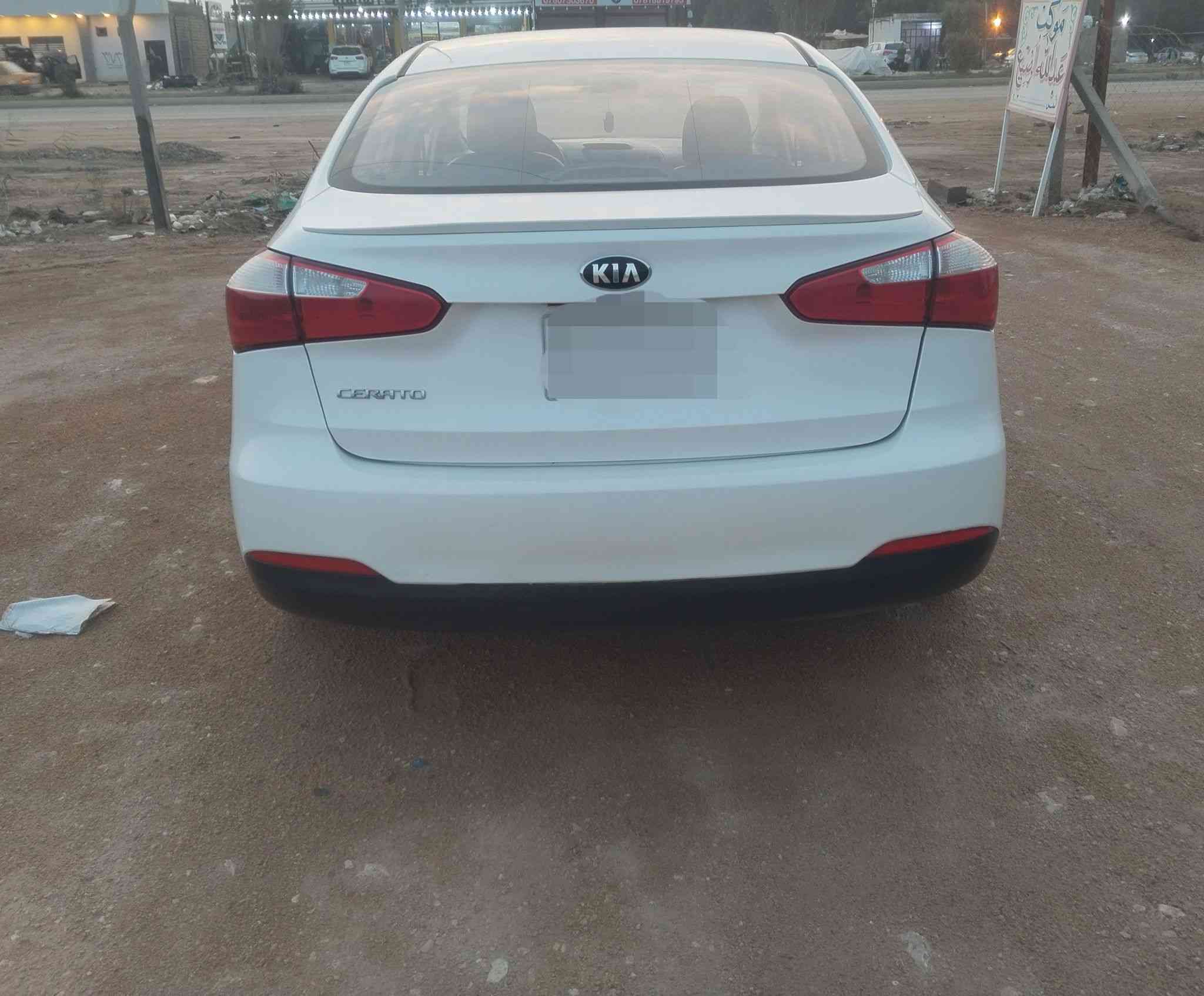 سلام عليكم كيا سيراتو مديل 15كفاله من عده نص الباب الخلفي صبغ مكينه وتبريد وحداديه وكير كفاله تخم تايرات موصفات تحكم ستيرن وسحبه حاكيه رقم قادسيه سعر 118 وبيه مجال هاذه رقمي *********** لاستفسار
