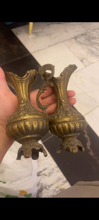 للبيع • توصيل • ديكور