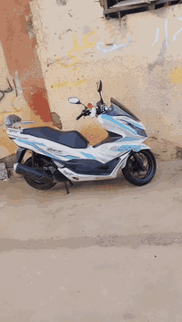 بسم لله رحمان رحيم 
دراجه لبيع جيل رابع كوري  صاله شهر نزلته رمبه 
سدان حساس دراجه خير من لله يعجز لسان عليه تجي وشوف كفر بلادي تخضه وين ماجان اذه بيه نقص شعريه تخضه بلاش 
سعر 19قفل (***********
