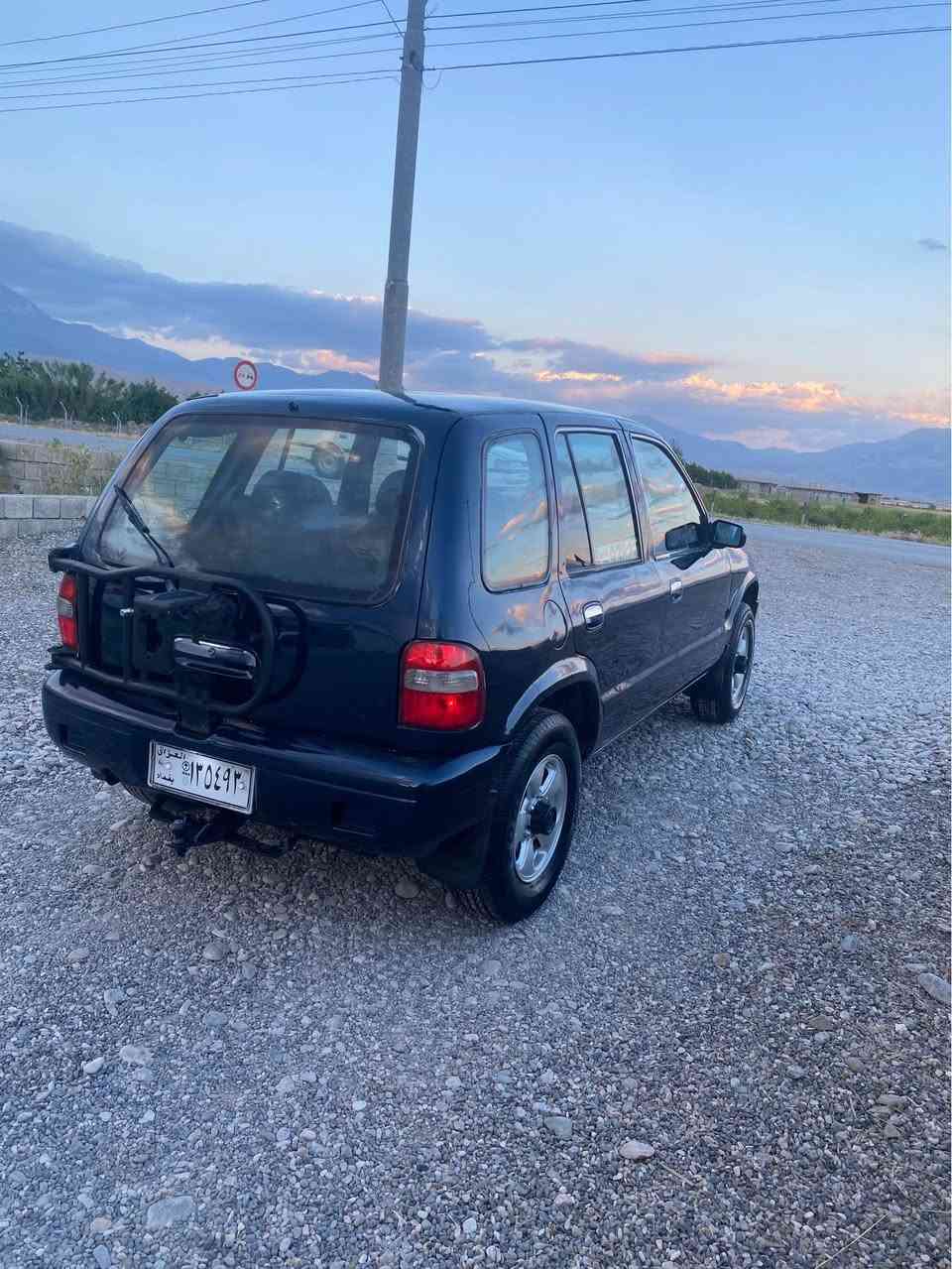 کیاسپۆڕ تاج مۆدیل 96سەیارەکە سە نەوی بە غدای لەگەڵە مەکینە 8بەخ دەبڵ ئەکسلی ئیش ناکات دەعمولێدراوی بەشەرت موسو بڕاوەی بەشەرت کامل کورەیە بۆجوانی مە کینە ی ئەوروپیە ئەشیای تە بریدی کامل پێوەیە نرخ 22گه ڵاو مە جالێکی زۆر کەم ی تێدایە شوێن سە نگەسەر *********** بشدار, السليمانية
