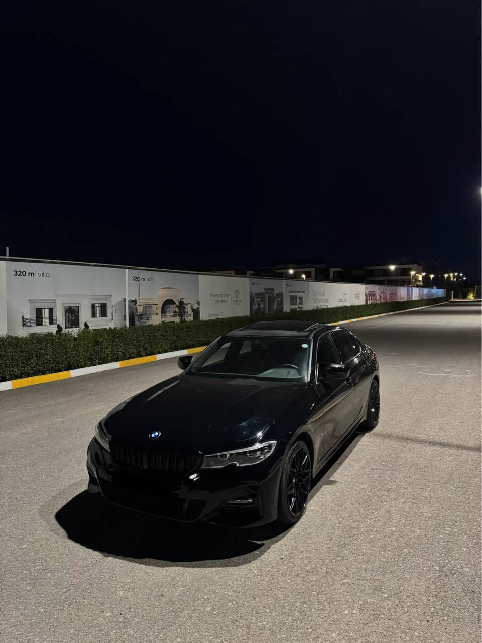 ئۆتۆمبێل بۆ فرۆشتن
جۆر:bmw
مۆدێل:330i
ساڵی دەرچوون:2022
رەنگ:رەش
پارچەی رەنگ کراو:چاملغ و نیو دەرکە
پەرەشووت:تەنها شان تەقیوە و سیستەم کراوە
شوێن:هەولێر
ماوەی رۆیشتن:30.000mile
0751 192 0217
‎تێبینی:سەیارەکە کامل جوانکاری و دیفیوزەری بۆ تێخراوە و بێ مەسروفە و گێر و مەکینەی بە شەرتە تاخمەک ویل و تایەی تازەی بۆ بەستراوە. أربيل, العراق
