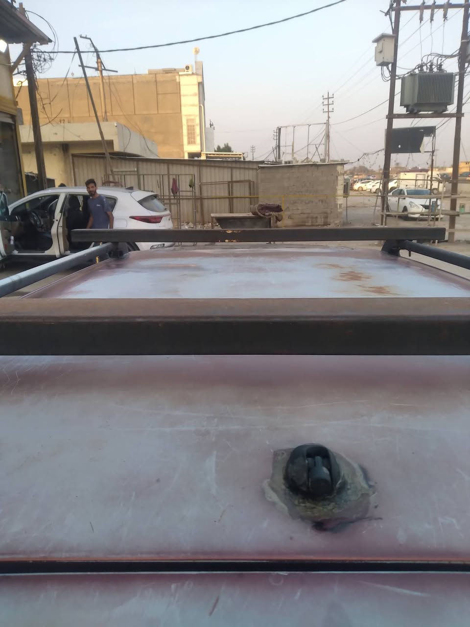 السلام عليكم سيارة اوبل اومكا موديل93سنويه لل29سياره جاهزه محرك كير كهربائيات كامله تايرات صدر أمامي خلفي كامل دواخل والكشر شوفت عينكم كما موضح بل صور السعر ب30 للشراي بيها مجال العنوان بغداد للتواصل ***********
