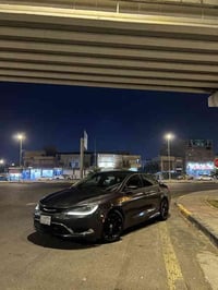 كرايسلر c200 موديل 2016 للبيع مكينه كير كفاله عامة حداديه جديده كلها م...