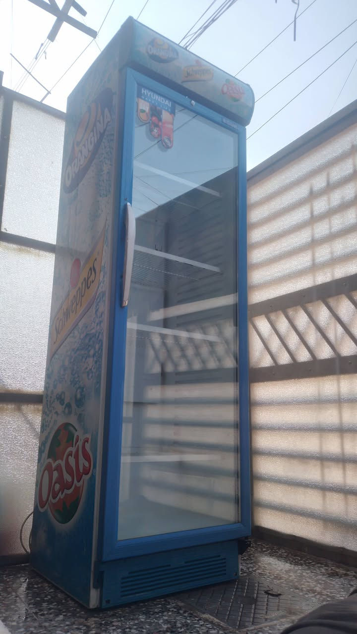 السلام عليكم.....
التفاصيل كلها بالمنشور
الشراي ((يتصل)) واتساب او رصيد 
عارضات عمودية عدد ٢
نظيفات جدآ...بلاديات مداخلات تصليح 
شغالات...تبريدهن فووول 
سعر الوحدة  ٢٢٥  الف
بغداد الشعب ***********
ممتواجد عل النت...لايوجد توصيل
