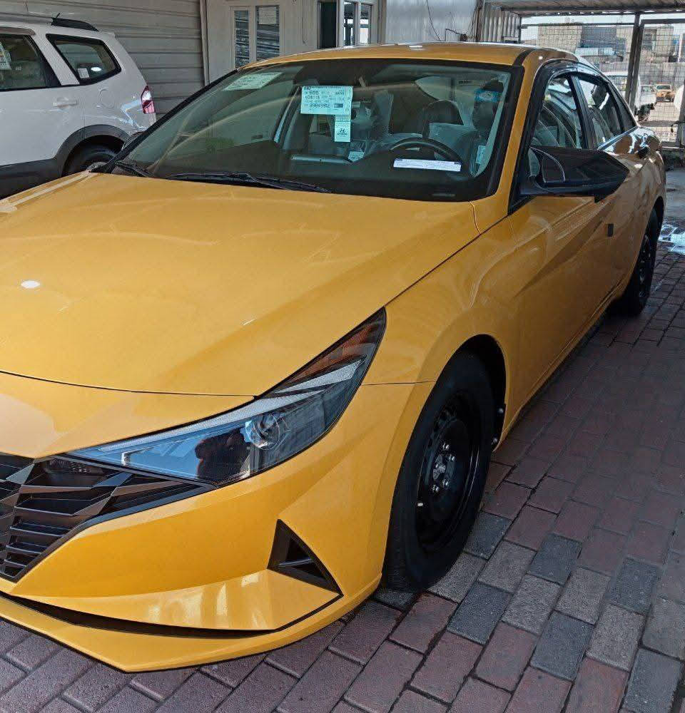 للبيع  النترة موديل 2021  رقم بغداد 
حادثهه بسيط كلش جاملغ خلفي صطحي بدون اي دواخل  حوض بجم كبس مكفولات برغي ماا مفتر بيهه سياره جديده بشكل ماشيه 79 الف سياره 
 كير ومحرك مكفولات وبرغي ماا مفتر بيهه 
المواصفات 

 صندوق بصمة

شاشة دشبول دجتال وشاشة اكبر حجم
تحكمات كامل مواصفات

حساسات امامية خلفية وجانبية

رادرات قيادة ذاتية تحديد مسار 

درايف مود اوتو هولد 

مكان لسيارة بغداد الحبيبه رقم الهاتف ***********
