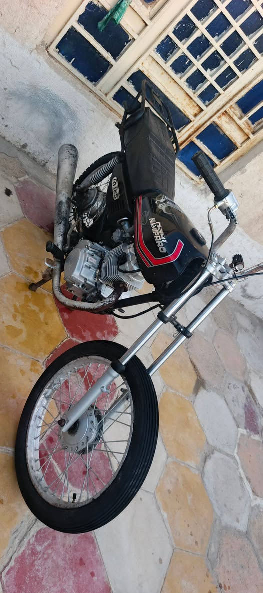 نامه كلك 2022 مكينه برغي ما مفتوح بيه تخم تاير جديد  سعر 300 مكاني بلدوايه  ***********
