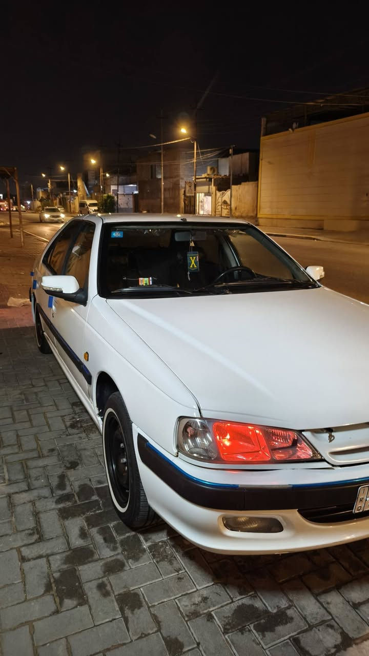 السلام عليكم، بيجو بارص للبيع السيارة موديل ٢٠١٢ ، كير مكينة حدادية مكفول تخم تاير جديد كهربائيات كلها شغالة منظومة تبريد جديدة ثلج ومنظومة زنون البدي مصبوغ جمالية غرفتها جديدة سنوية للـ ٣٠ تحويل مباشر مصفرة غرامات فيت بم جديد صوندات دهن جديدة فانات جديدة انسى الحماوة السيارة خير من الله؛ حتى أوضح كل شي بيها مجرد بيها تأخير بالتشغيل هي وباردة تبدل ولف راجع ترجع بلاد وسعره 10 بس ما فارغ 
السيارة جاهزة للأخير سعرها 42 وبيها مجال المكان البصرة القبلة 
للتواصل *********** .
