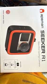 كاميرا • غير مستخدمة • ٣ بوكسات