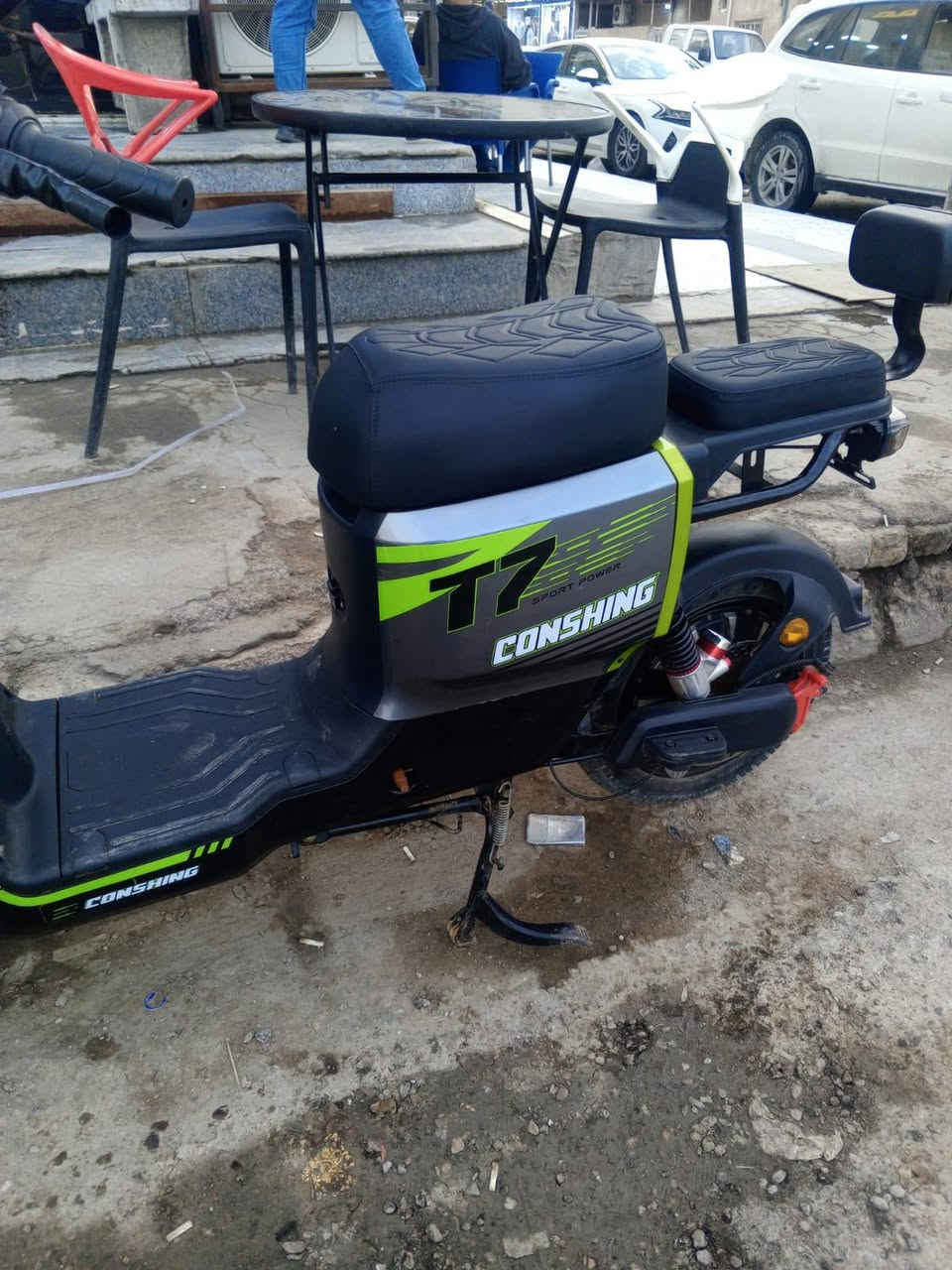 دراجه شحن للبيع نضيفه صارله 3 اشهر ما تعبانه دراجه من البيت الشغل سعر 850 وبيه مجال الاستفسار ***********
