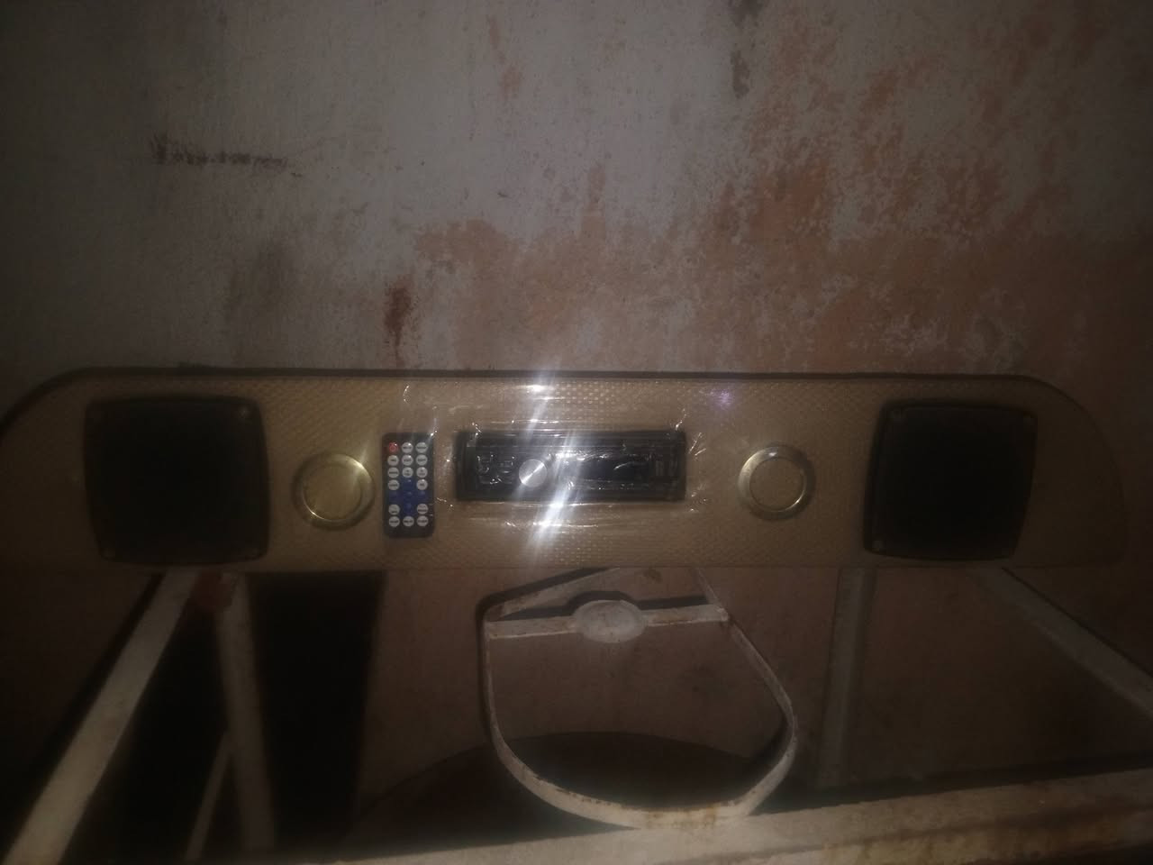 مسجل للبيع وتايرات يرهمن سبيرات  مكاني قلعه صالح سعر قفل كلهن 30الف ***********
